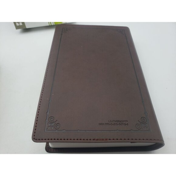 NIV Teen Study Bible Compact Edition Brown Leathersoft Small Print Lay-Flat - Picture 7 of 8
